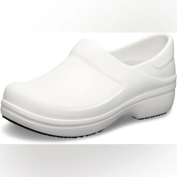 Crocs Women's Neria Pro II Slip Resistant Work Clog size 9 - Picture 1 of 9